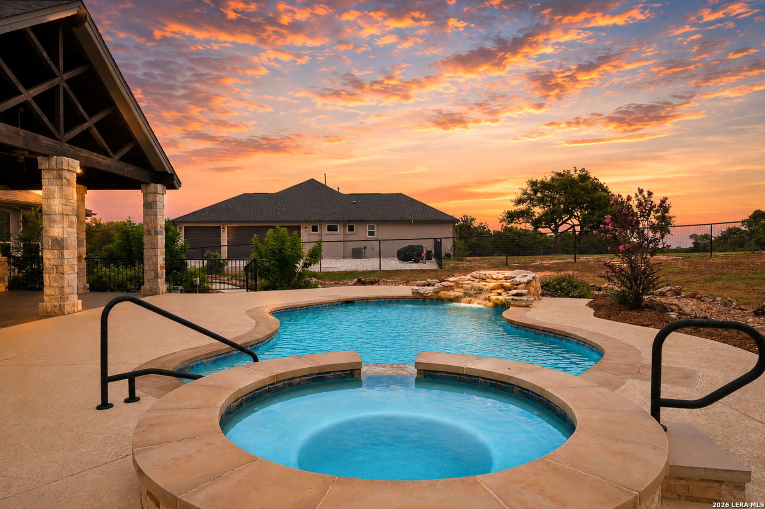 323 Curvatura New Braunfels TX 78132