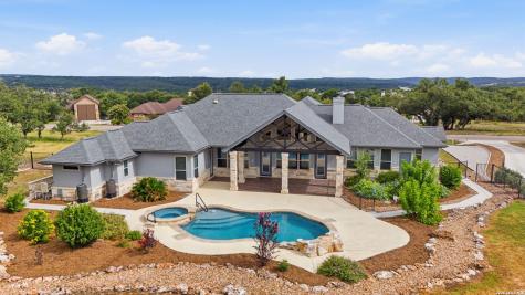 323 Curvatura New Braunfels TX 78132