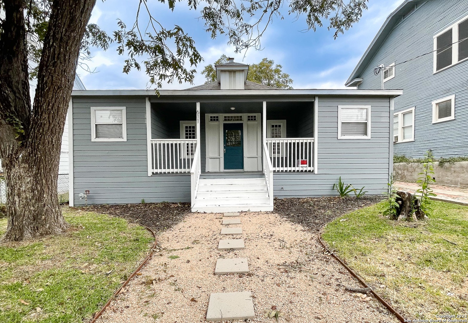 611 W Woodlawn Avenue San Antonio TX 78212