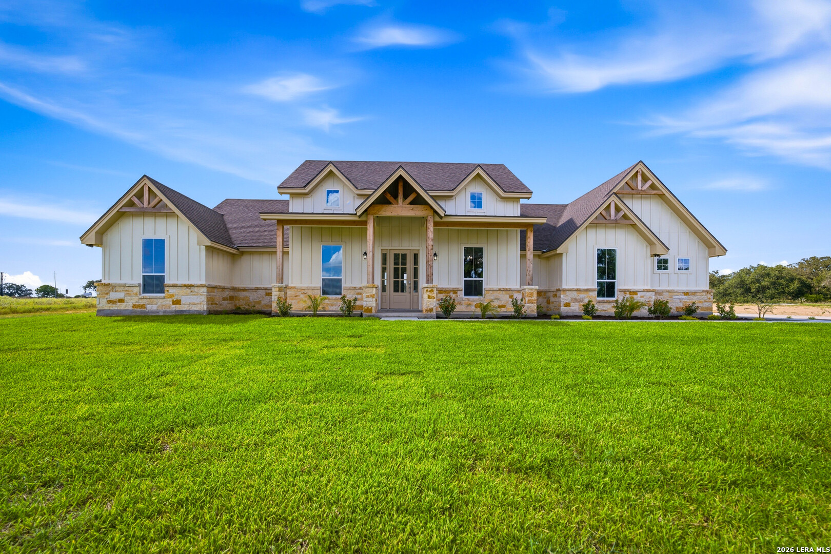 314 Firewheel Loop Floresville TX 78114