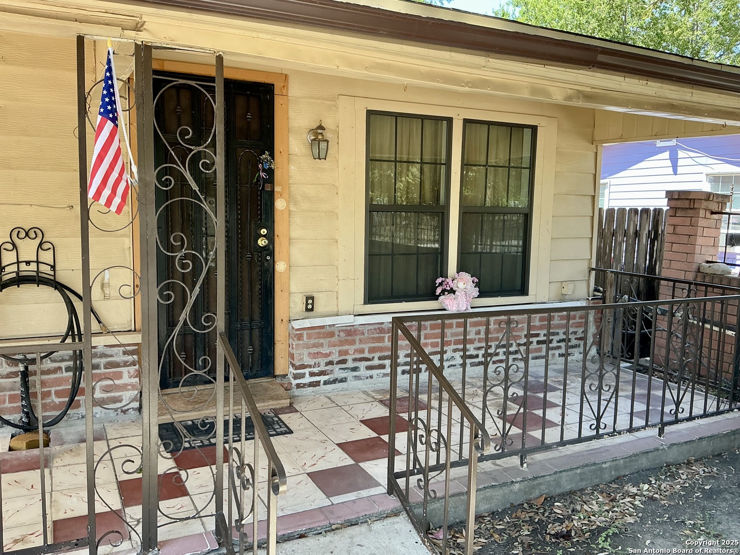3718 W Martin Street San Antonio TX 78207