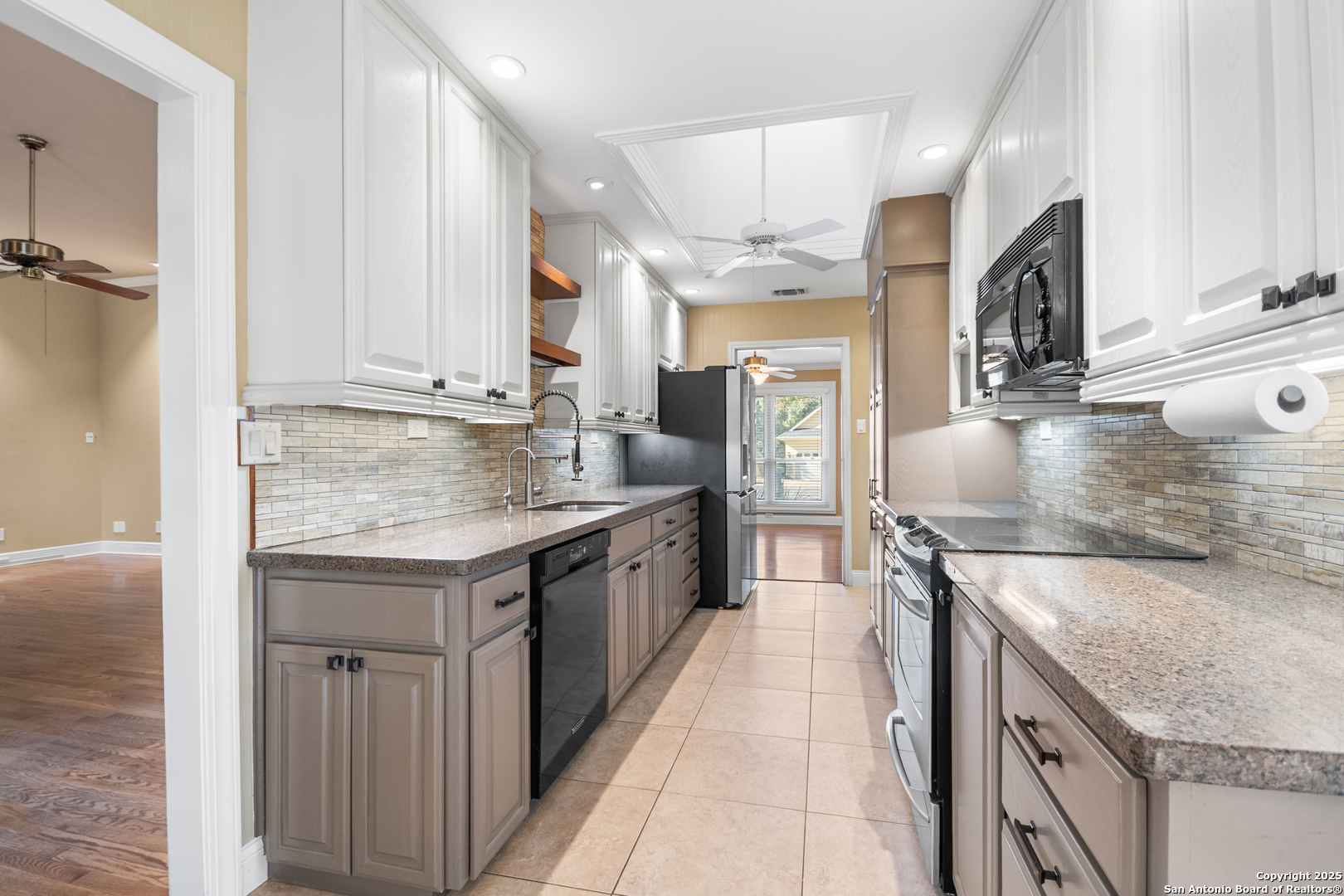 13306 Vista Arroyo San Antonio TX 78216