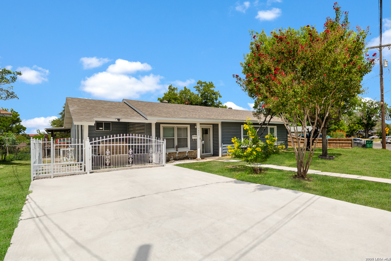 1603 Arroya Vista San Antonio TX 78213