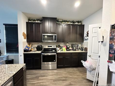 2115 Atlas Bend San Antonio TX 78245