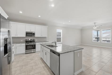 1610 Misty Elm Street San Antonio TX 78245