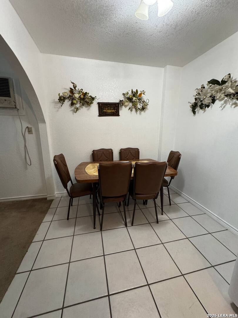 1015 W Amber San Antonio TX 78221