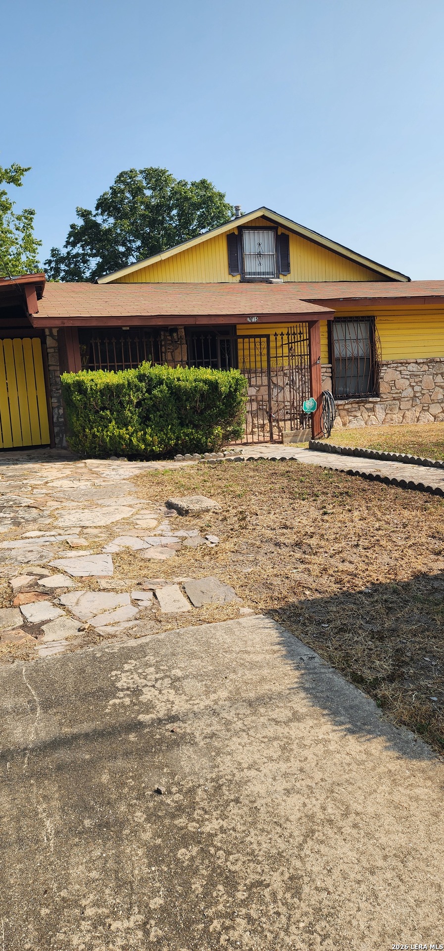 1015 W Amber San Antonio TX 78221