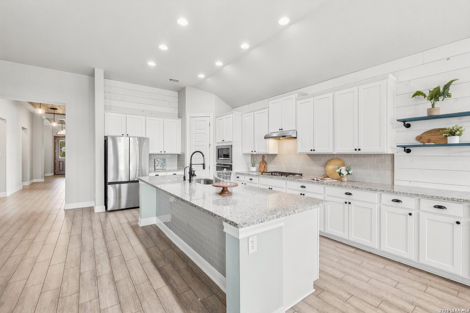 27815 Recanto San Antonio TX 78260