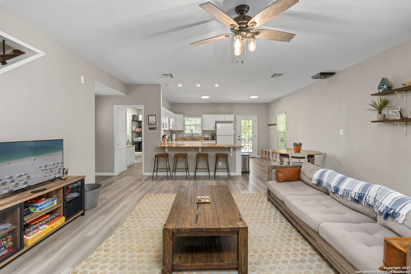 1265 Comanche Path Bandera TX 78003