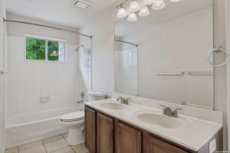 13803 Shavano Glenn San Antonio TX 78230