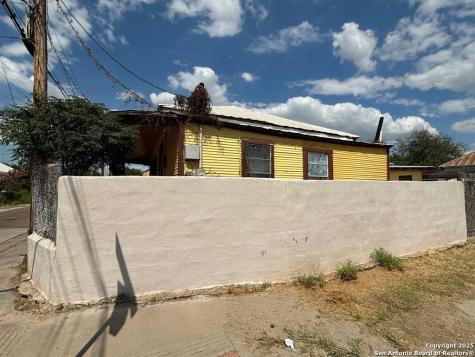 201 Vidaurri Avenue Laredo TX 78040