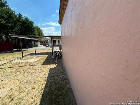 201 Vidaurri Avenue Laredo TX 78040
