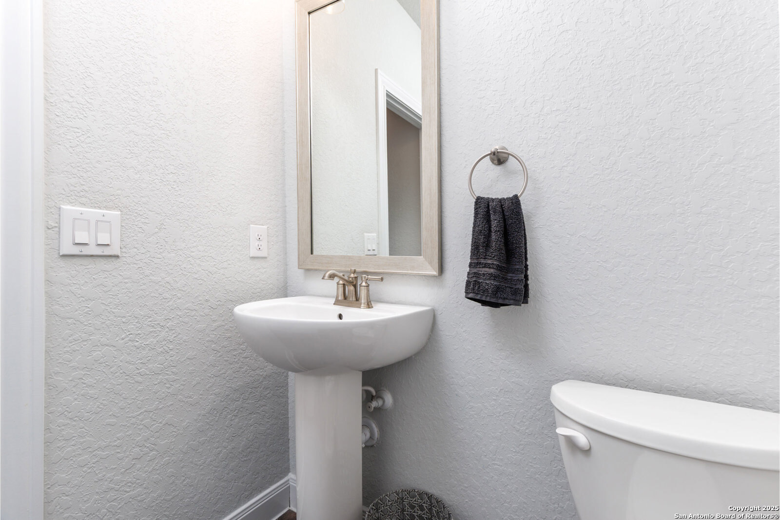 12906 Fort Belknap San Antonio TX 78245
