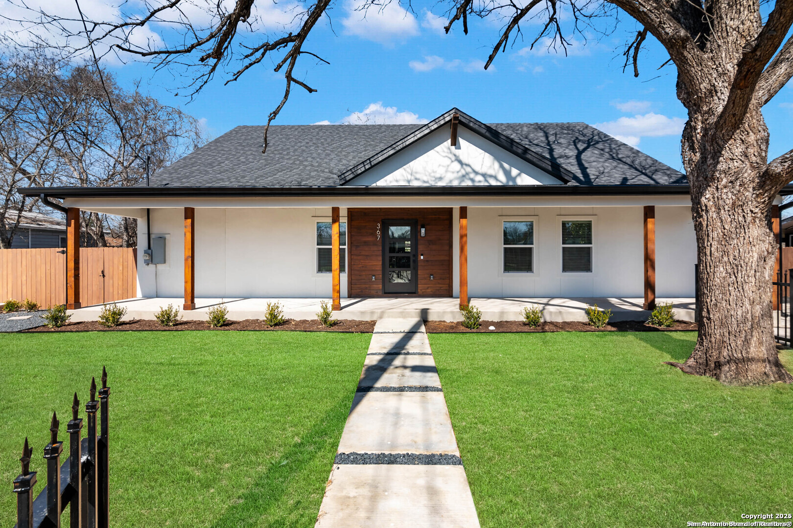 367 Rosebud San Antonio TX 78221