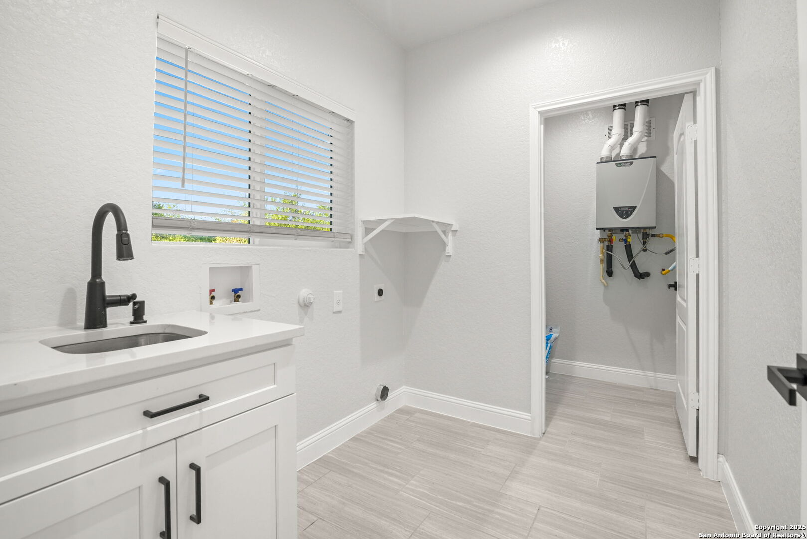 367 Rosebud San Antonio TX 78221
