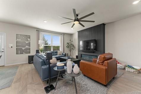 10114 Tierra Roja San Antonio TX 78224
