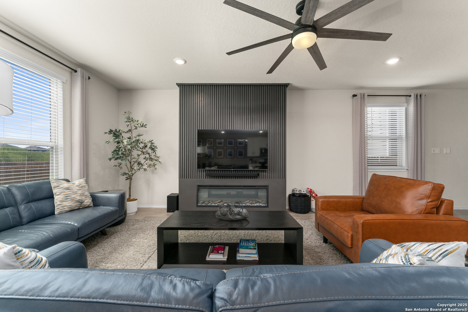 10114 Tierra Roja San Antonio TX 78224