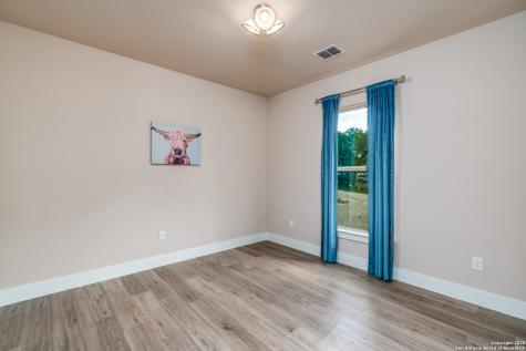 3363 English Crossing Bandera TX 78003