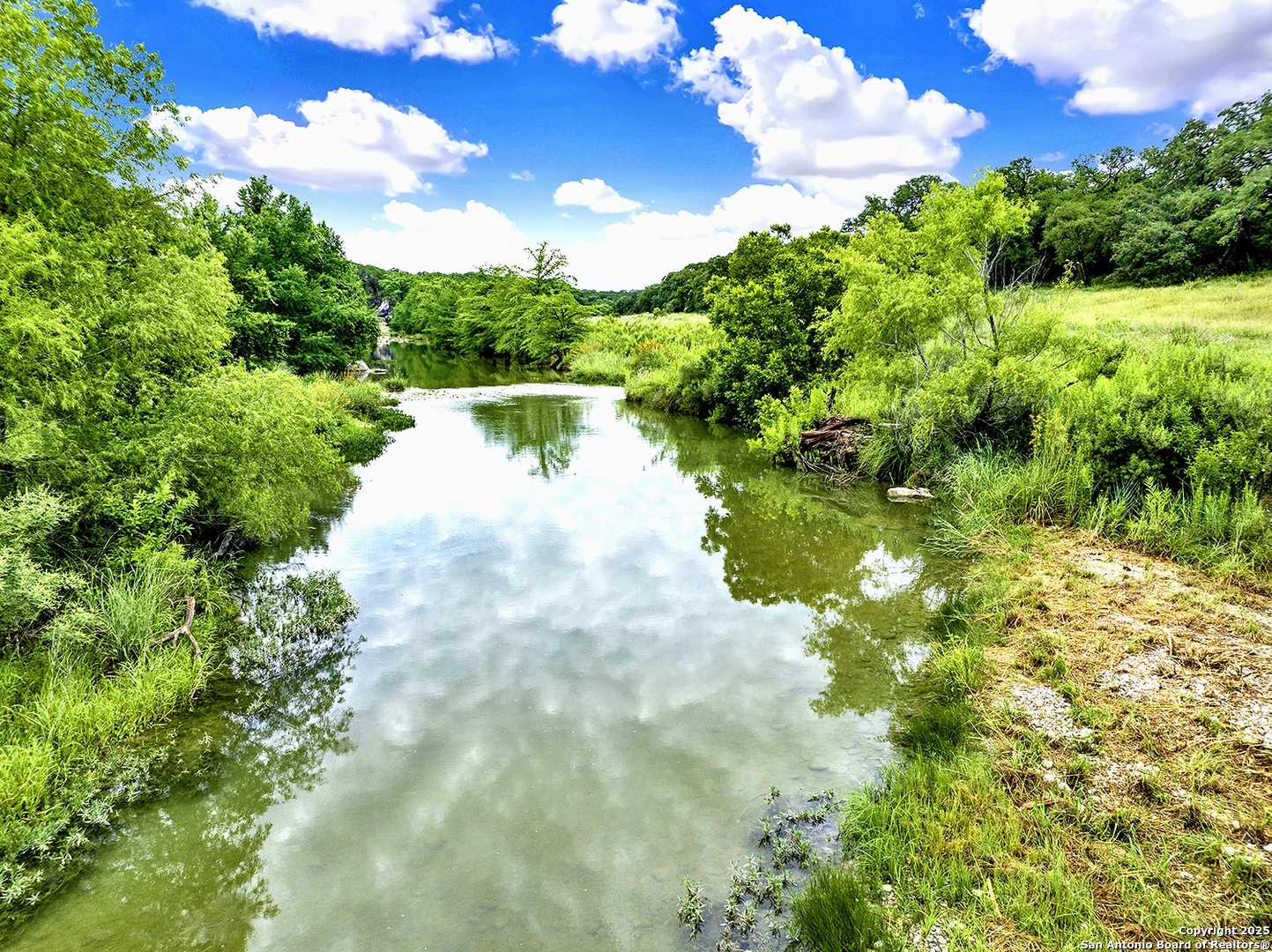 3363 English Crossing Bandera TX 78003