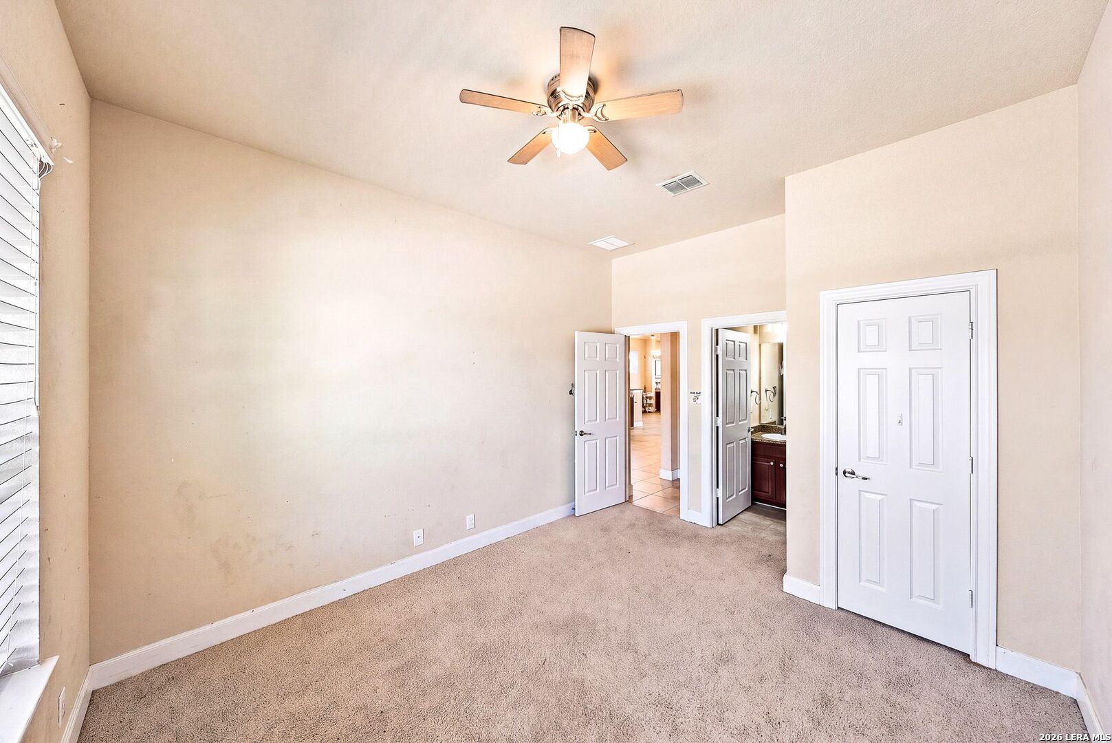 11812 Field Bend Schertz TX 78154