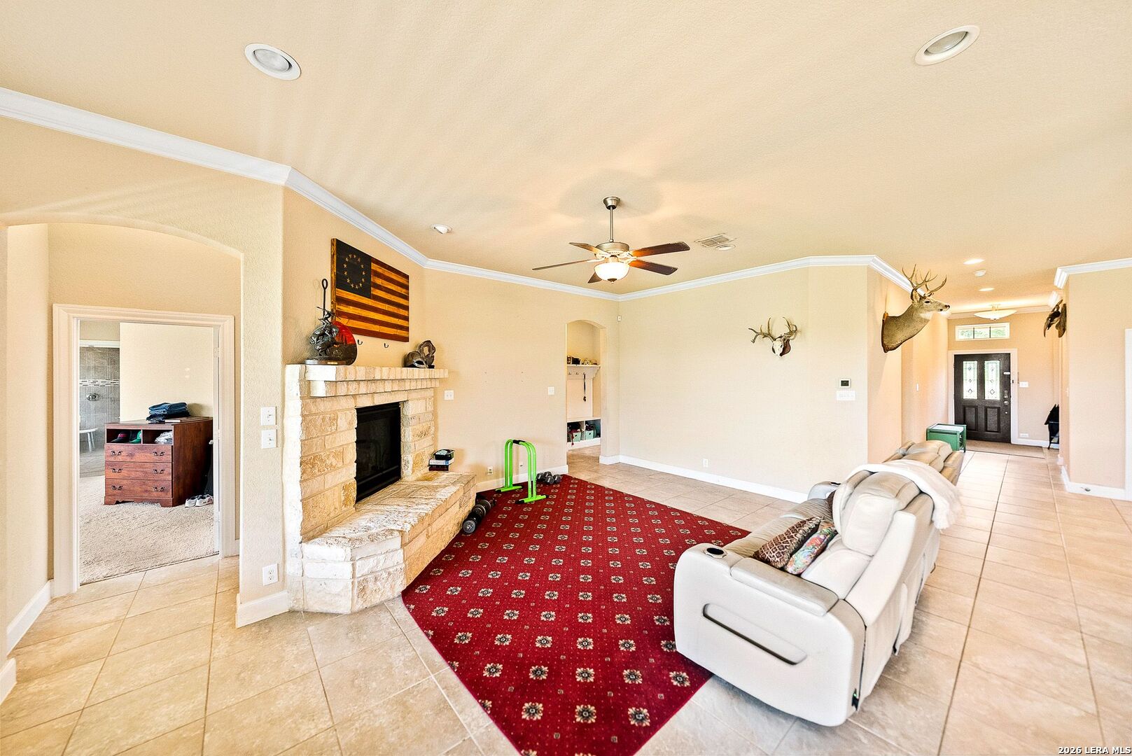 11812 Field Bend Schertz TX 78154