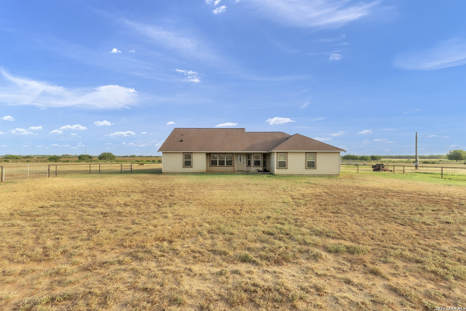 3084 Cr 328 Jourdanton TX 78026