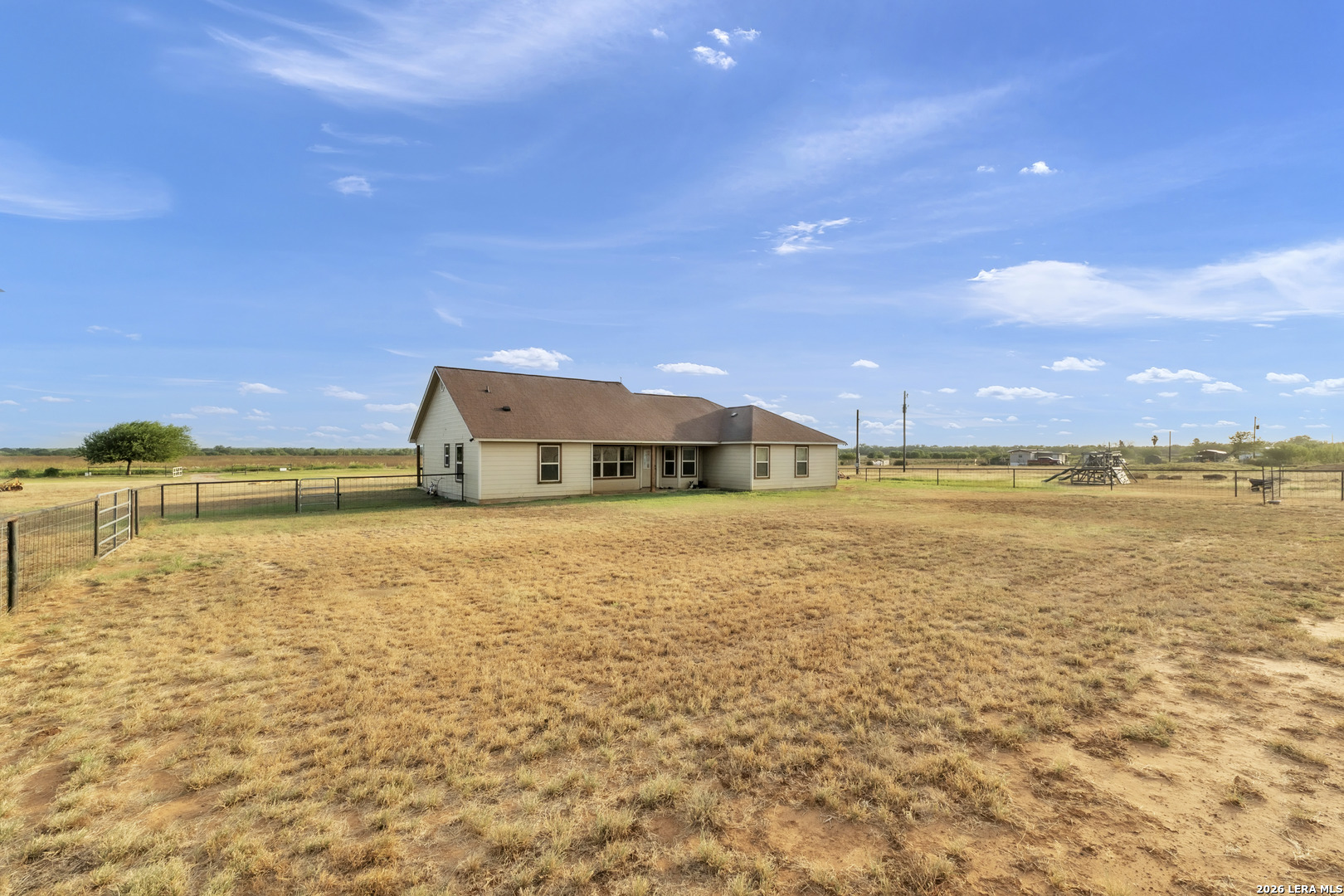 3084 Cr 328 Jourdanton TX 78026