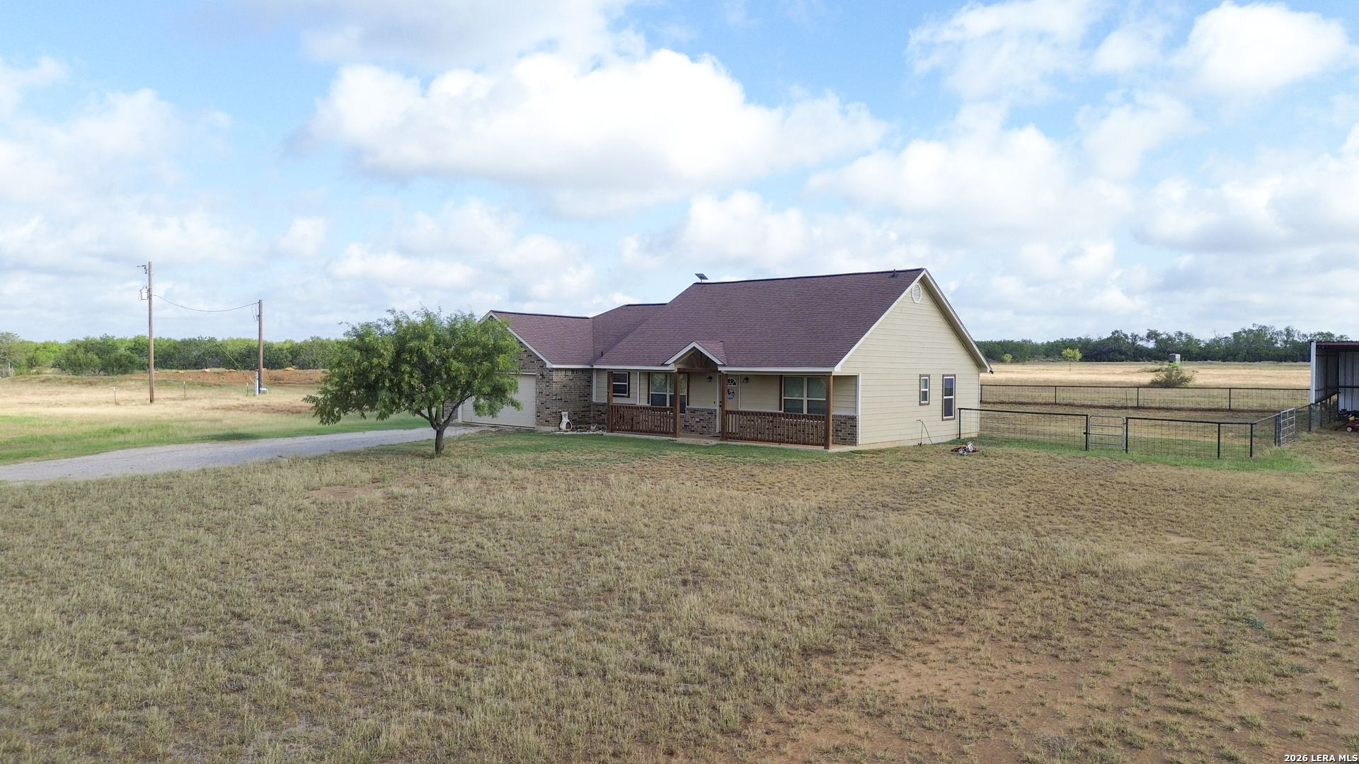 3084 Cr 328 Jourdanton TX 78026