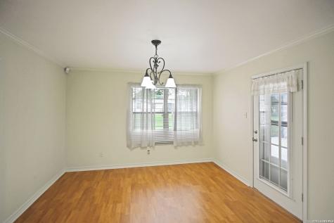125 Red Oak Trail Marion TX 78124