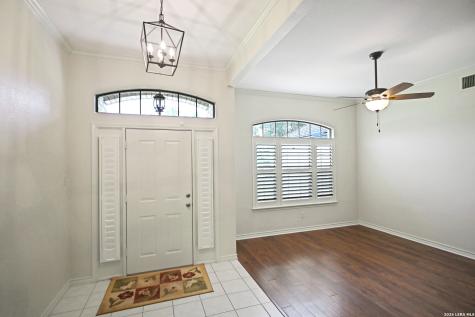 125 Red Oak Trail Marion TX 78124