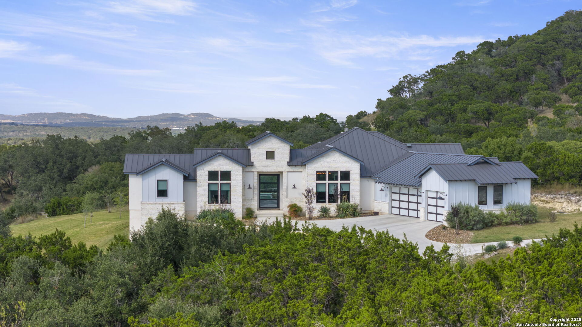 25 Thunder Hill Boerne TX 78006