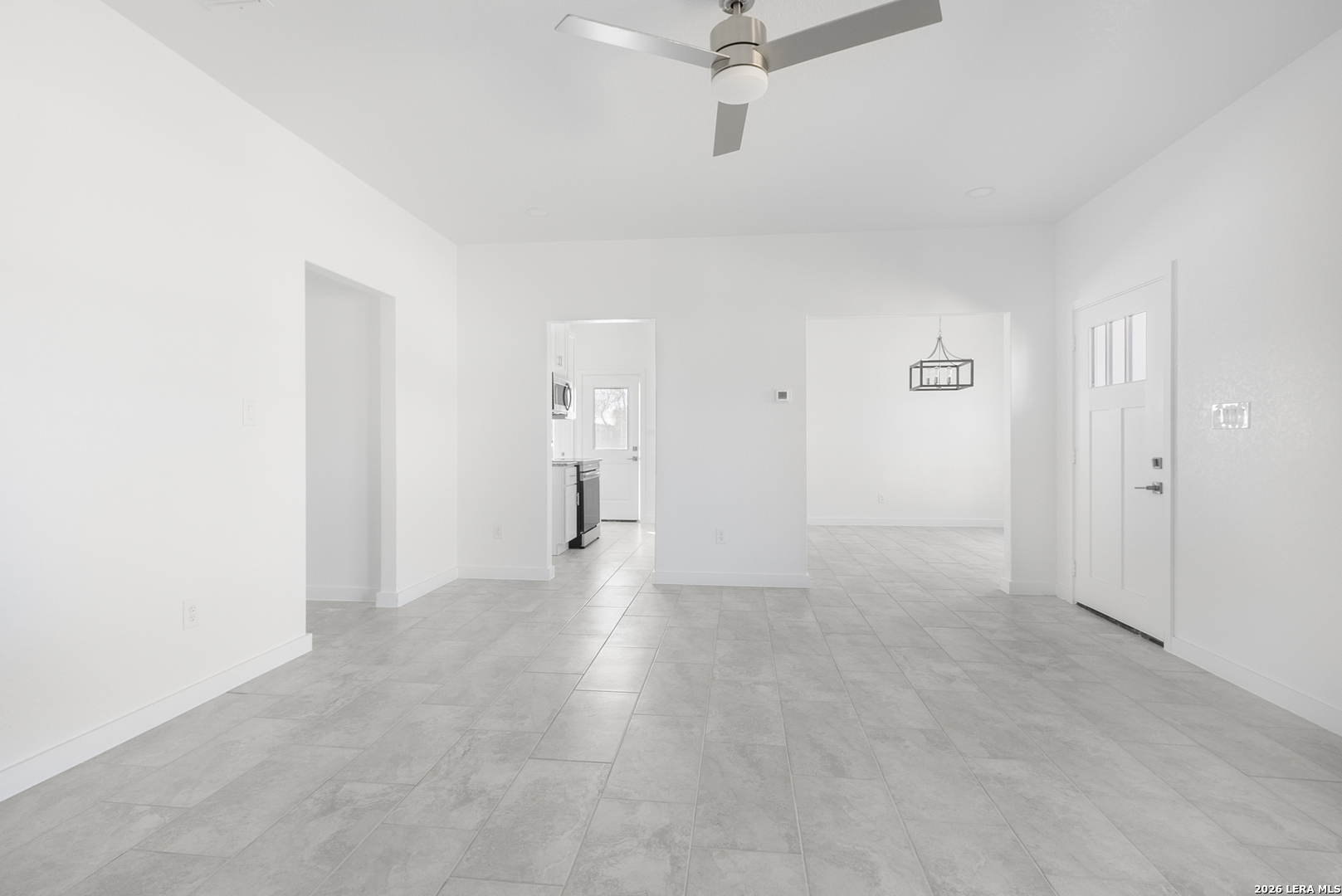 804 Peach Jourdanton TX 78026