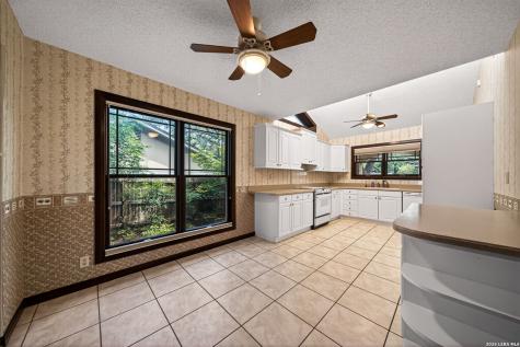 13515 Hollow View Street San Antonio TX 78232