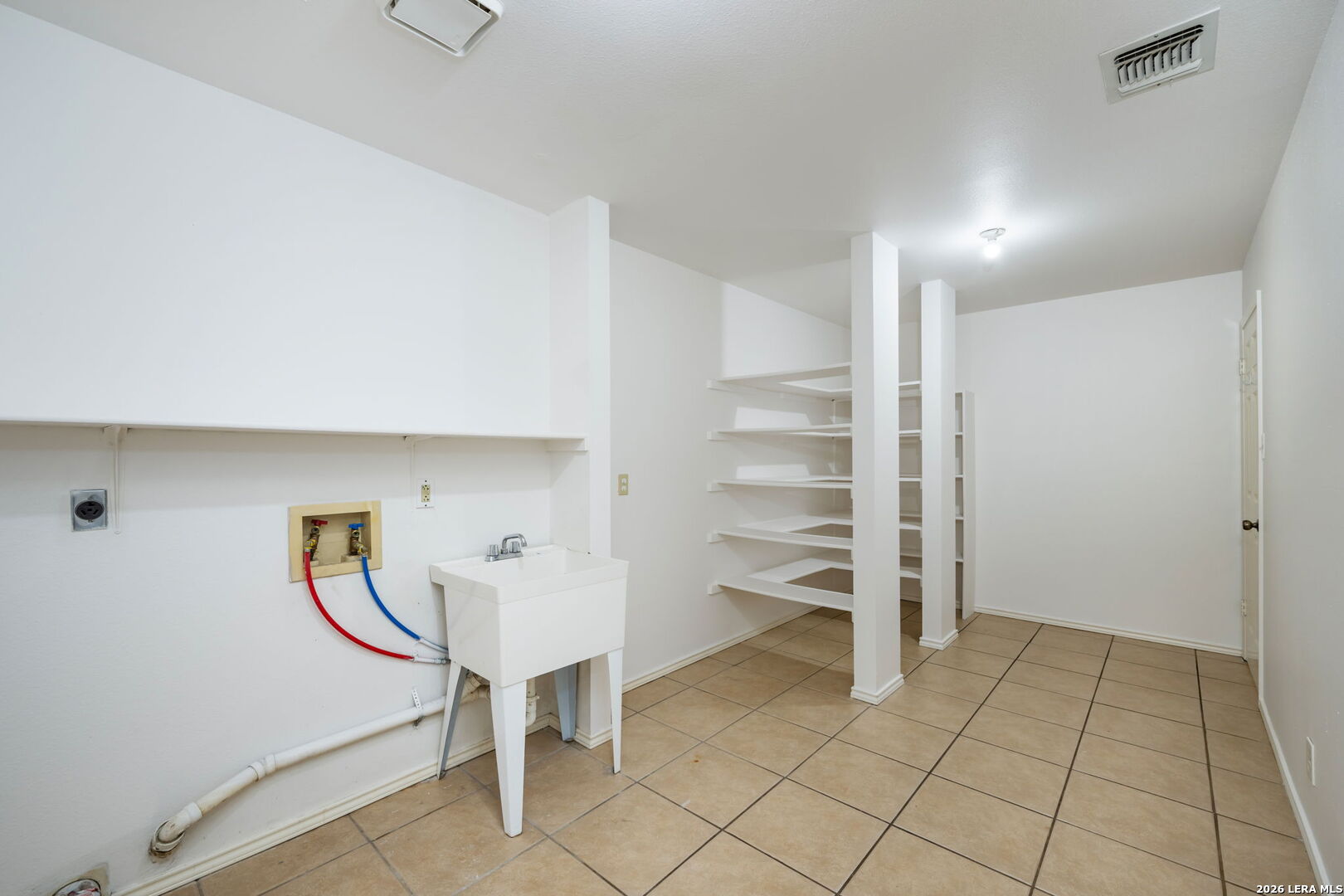 3322 Carnaby Creek Drive San Antonio TX 78247