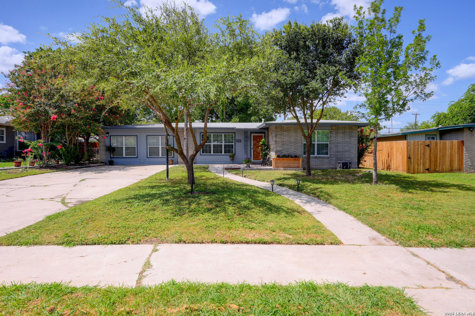 651 Shadywood San Antonio TX 78216