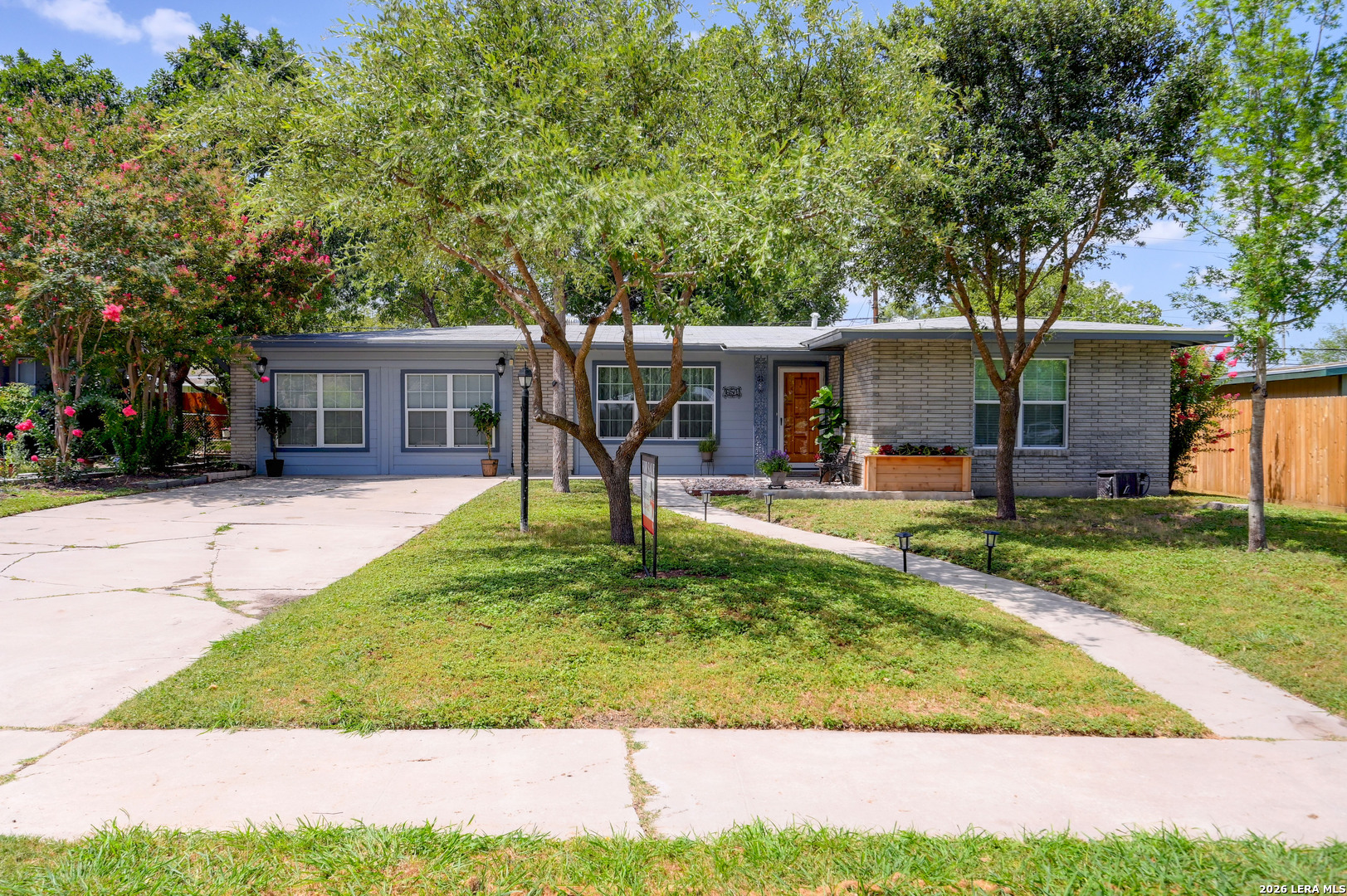651 Shadywood San Antonio TX 78216