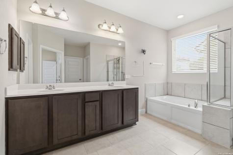 13126 Lattigo Bend San Antonio TX 78245