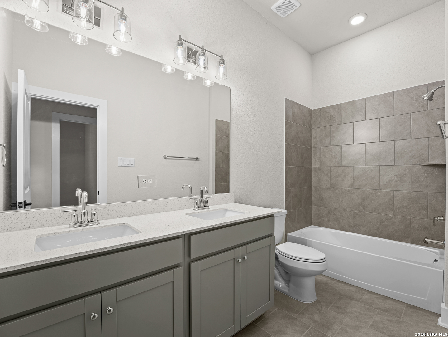 13526 Valjean Avenue San Antonio TX 78253
