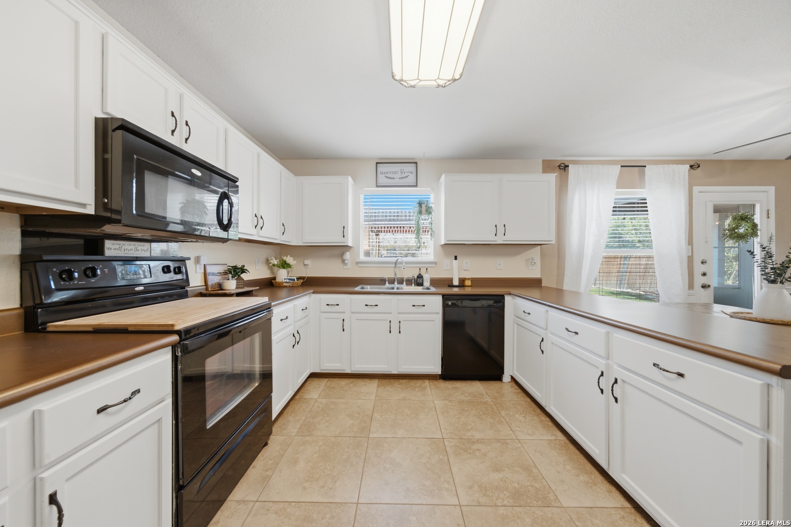 409 Donalan Drive Converse TX 78109