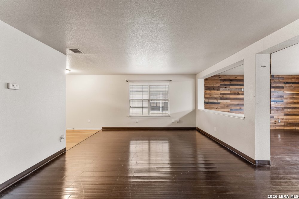 5423 Spring Walk San Antonio TX 78247