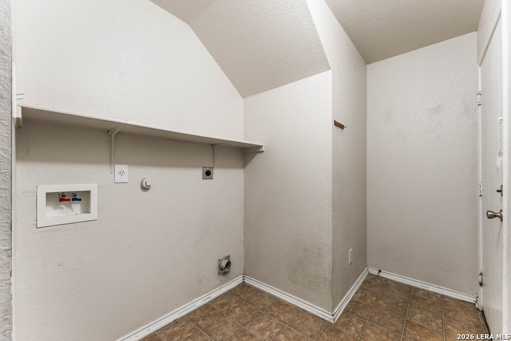 5423 Spring Walk San Antonio TX 78247