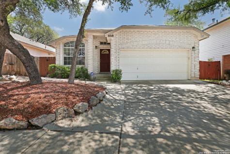 6018 Woodway Court San Antonio TX 78249