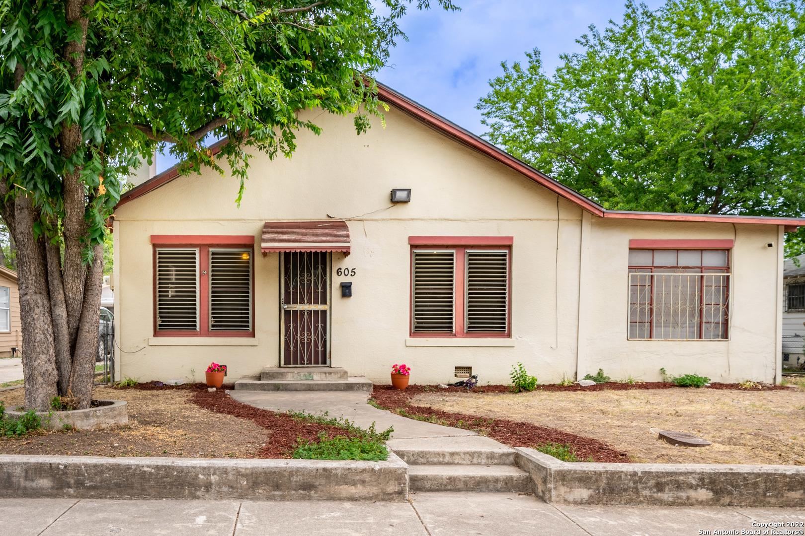 605 Cottonwood Avenue San Antonio TX 78225