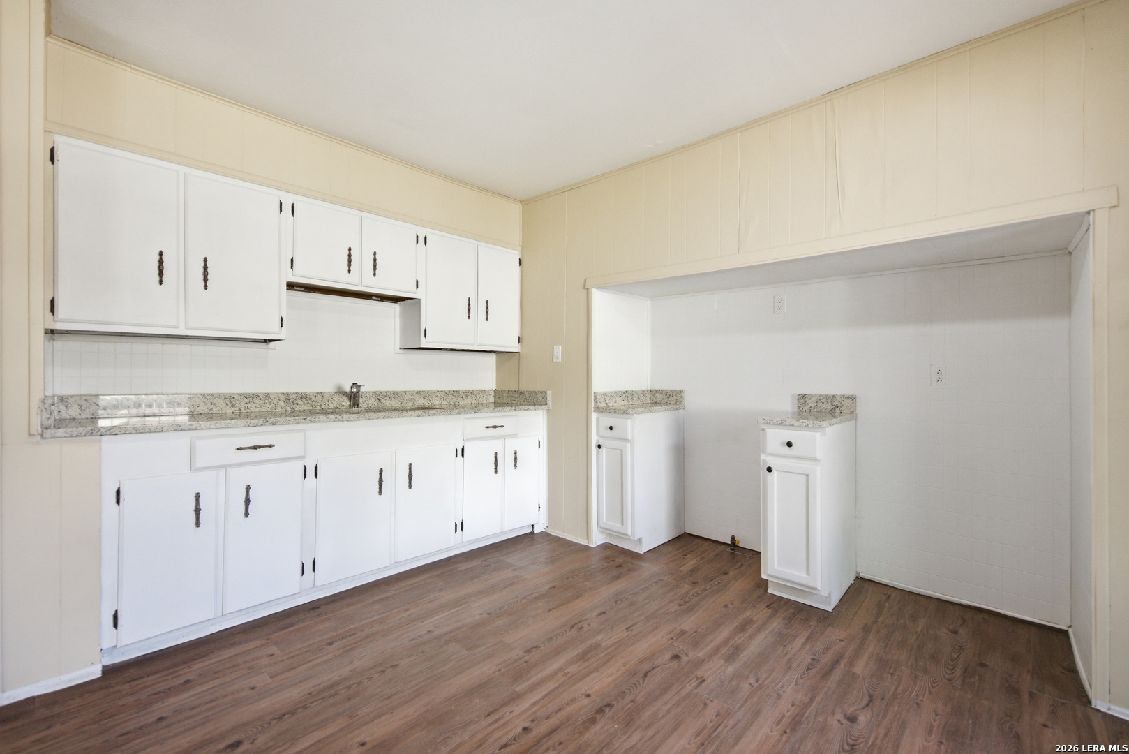 1820 E Highland San Antonio TX 78210