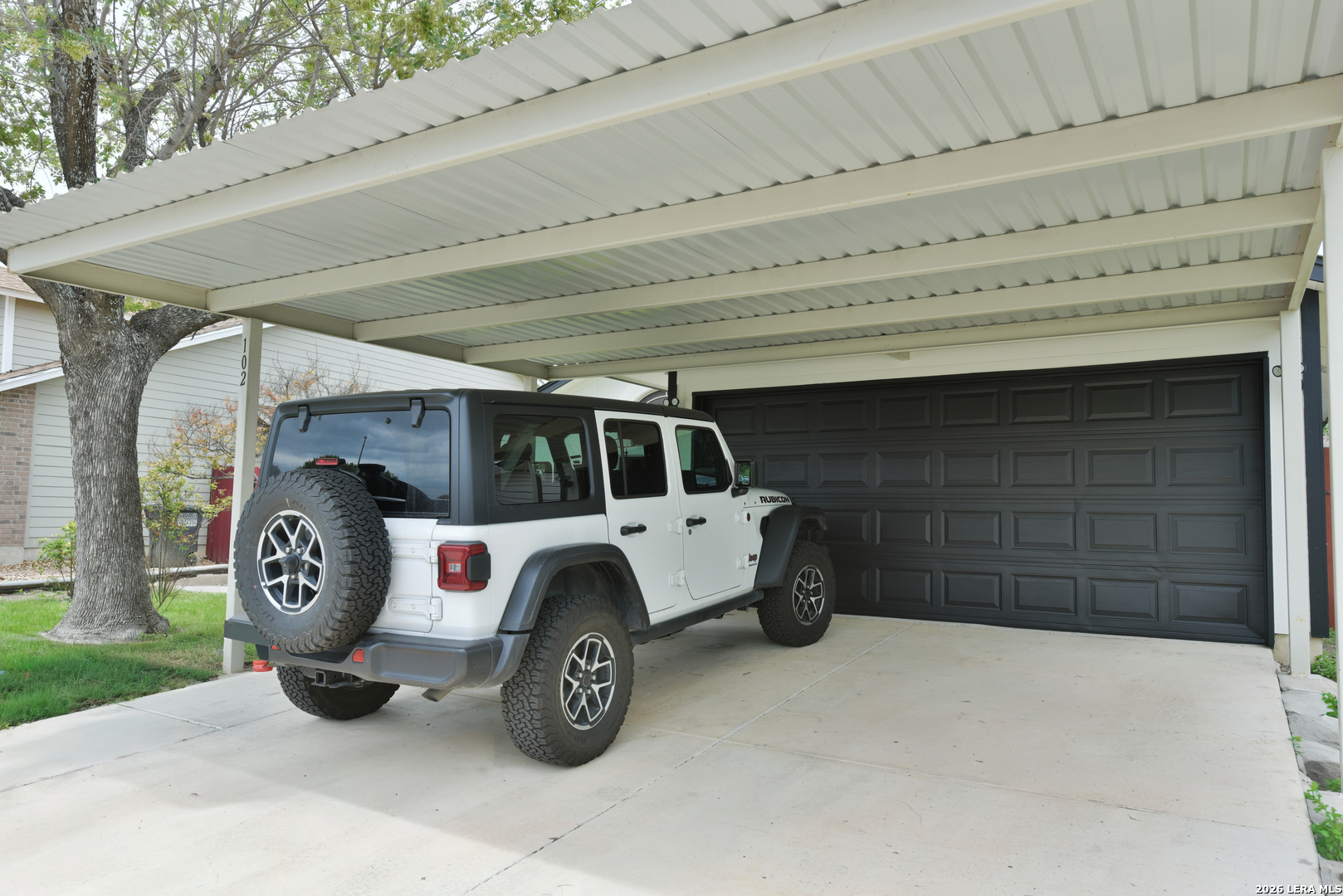 102 Saddlebrook San Antonio TX 78245
