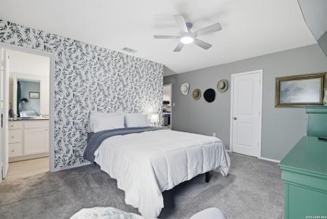 4714 Southton Bed San Antonio TX 78223