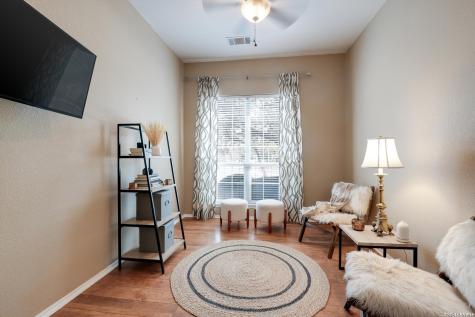 823 Peg Oak San Antonio TX 78258