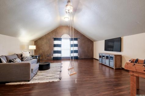 823 Peg Oak San Antonio TX 78258