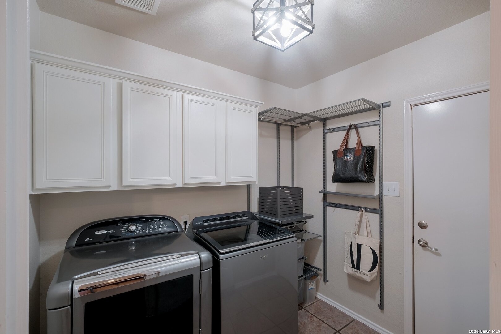 823 Peg Oak San Antonio TX 78258