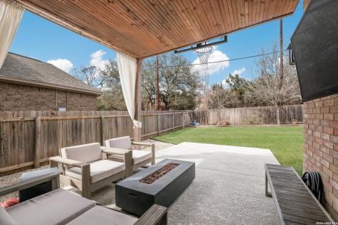 823 Peg Oak San Antonio TX 78258